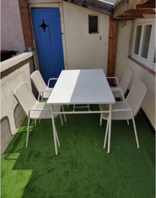 Holiday home Grande Maison Proche Aeroport *